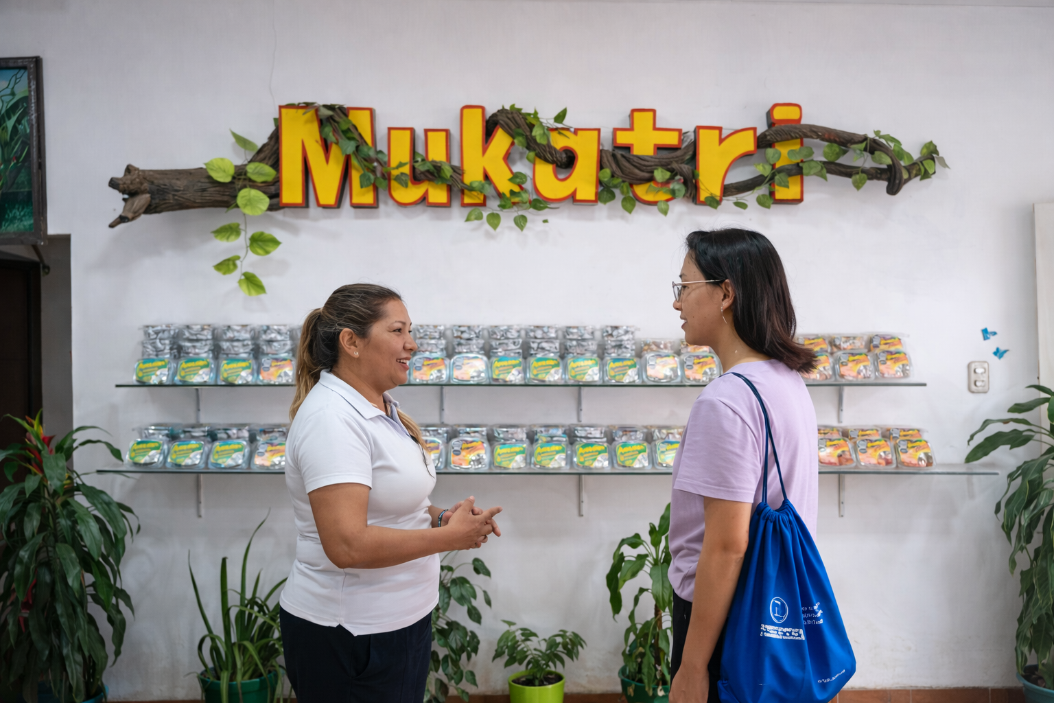 Atención en tienda Mukatri Caquetá